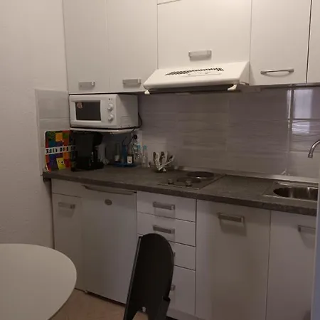 Jadranka Apartment *